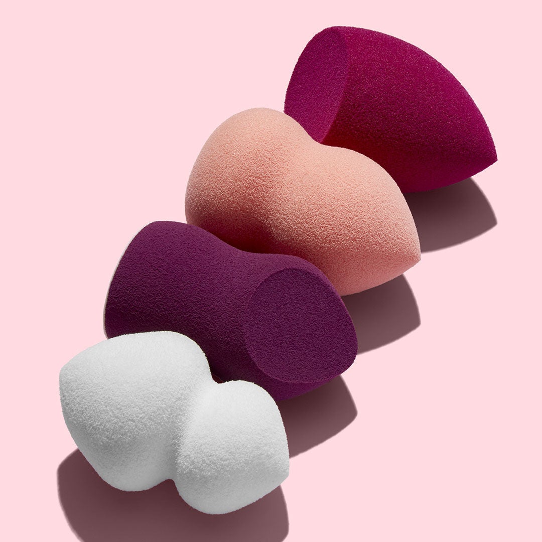 blending-and-highlighting-sponge-duo-w8 0619_SocialIGF_Sponges3_e91b9a4a-0156-4299-a3ef-3649e2979804.jpg