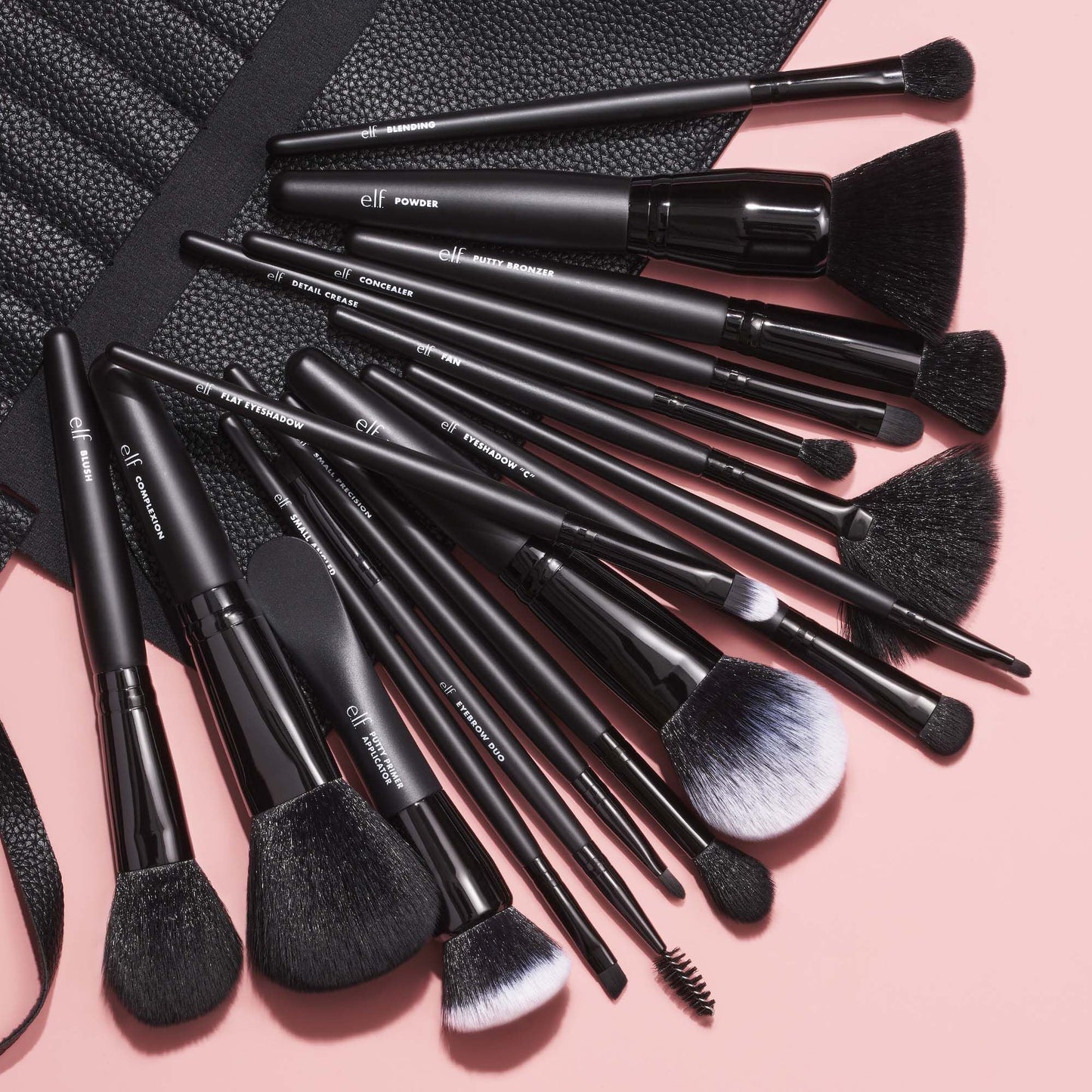 17-piece-ultimate-makeup-brush-set-and-travel-roll-c6 042423_UltBrushSet_V1_Main-2_IGF.jpg