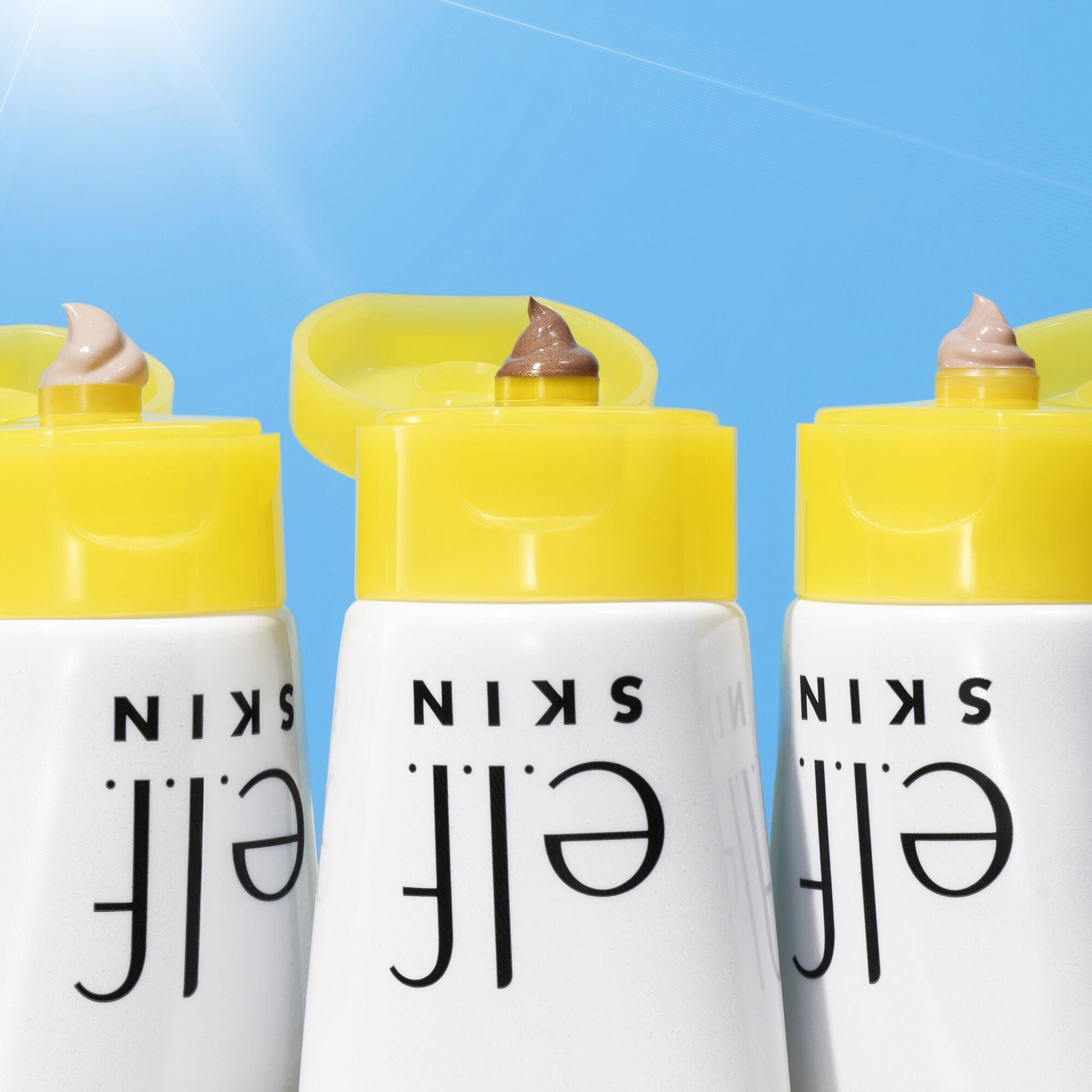 suntouchable-whoa-glow-spf-30-h7 042423_WhoaGlow_Macro_Main-2_IGF.jpg