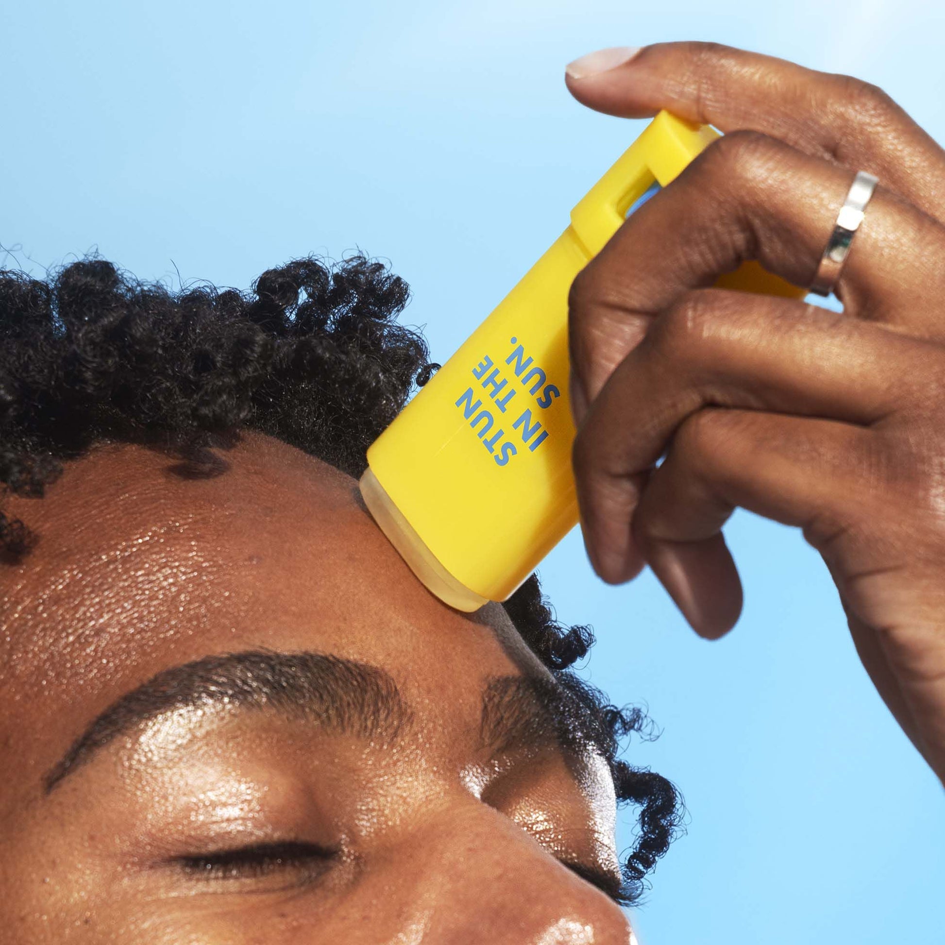 suntouchable-invisi-stick-spf-50-i5 060624_Mikel_InvisiStick_0107_v2_IGF.jpg