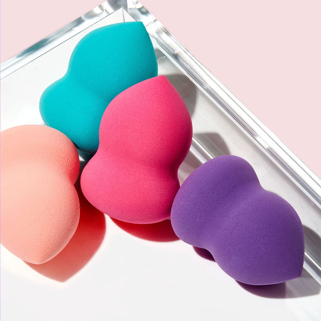 blending-sponge-peach-t2 0619_SocialIGF_Sponges4.jpg